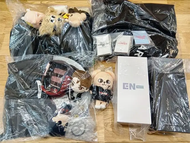 Stray Kids、ENHYPENのペンライト・トレカ・ぬいぐるみなどを買取